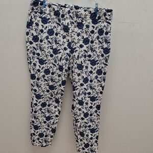 Talbots- Petite Blue & White Floral Pants
